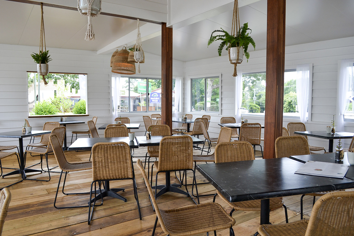 Bean N Brunch interior, Tamborine Mountain (Image: © 2023 Inside Gold Coast)
